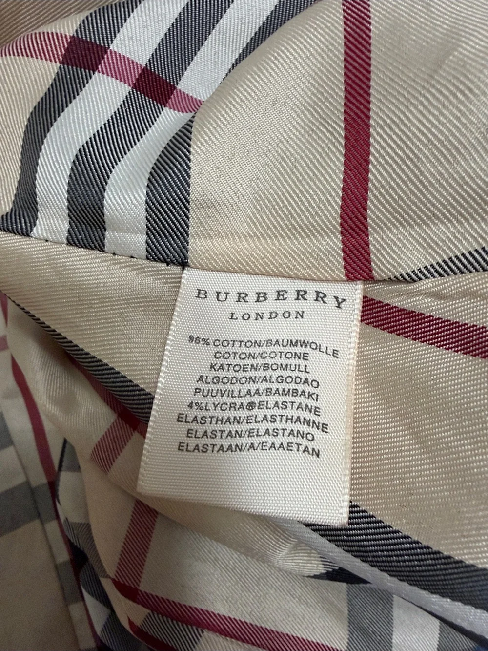 Burberry Black Double-Breasted Trench Coat Jacket Made in England - Picture 13 of 16